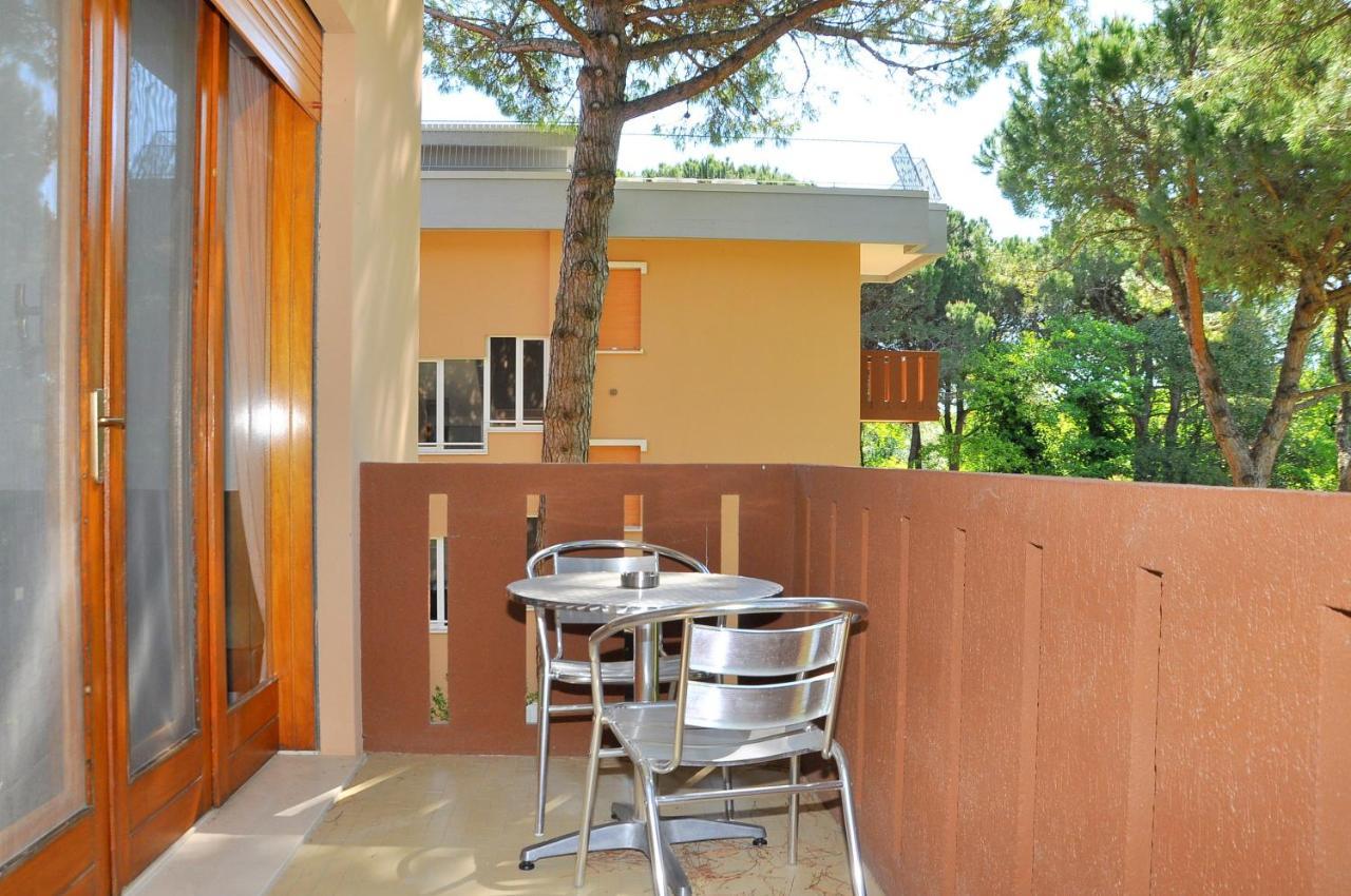 Condominio Corinzia Bibione Exterior foto