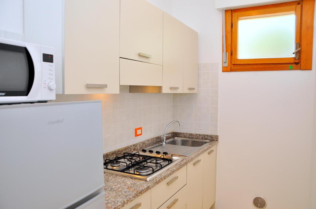 Condominio Corinzia Bibione Exterior foto