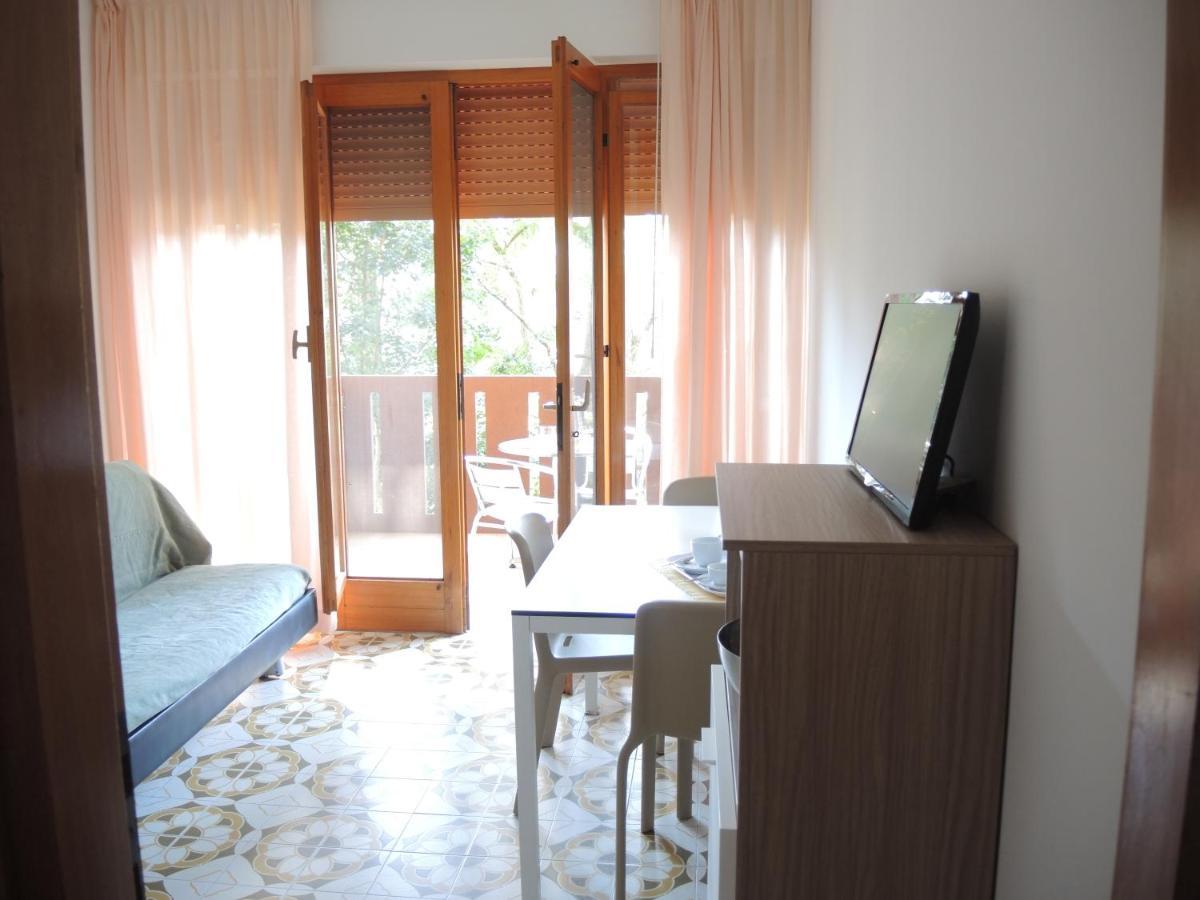 Condominio Corinzia Bibione Exterior foto